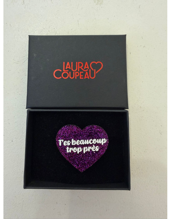Broche cœur plexiglass T'ES...