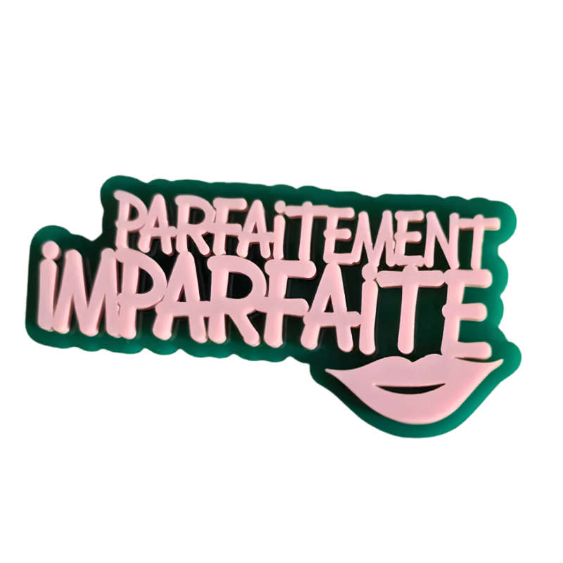 BROCHE Parfaitement imparfaite