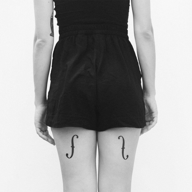 Tatouage F