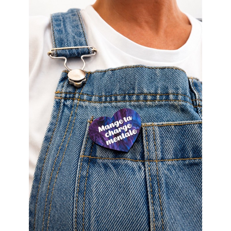 Broche cœur plexiglass MANGE TA CHARGE MENTALE
