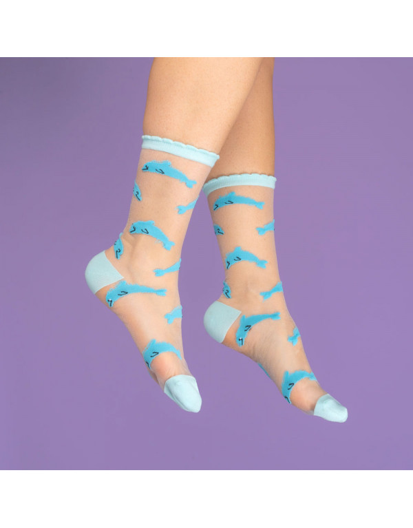 Chaussettes transparentes...